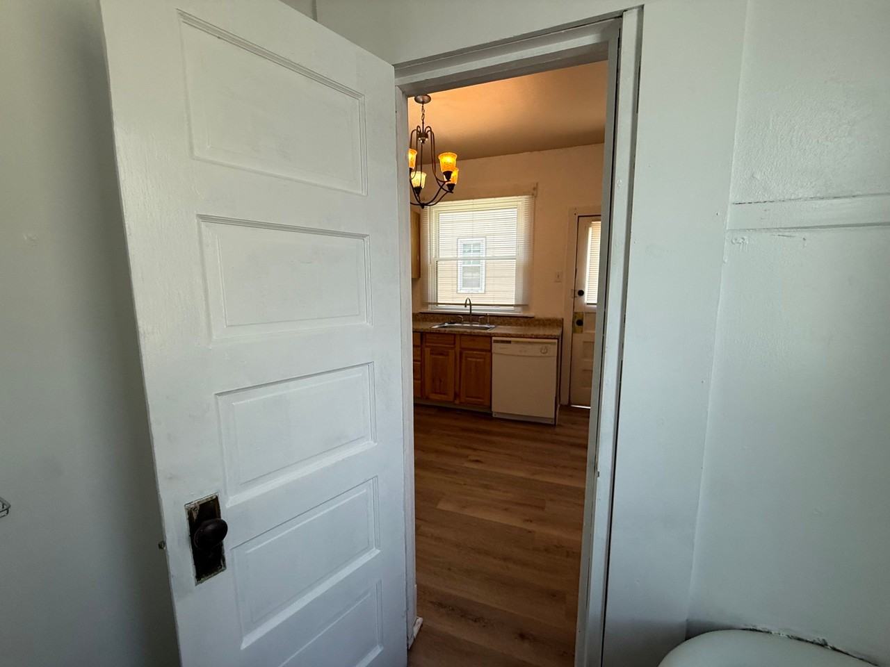 131 Broadwater Ave #1 - Photo 5 of 10