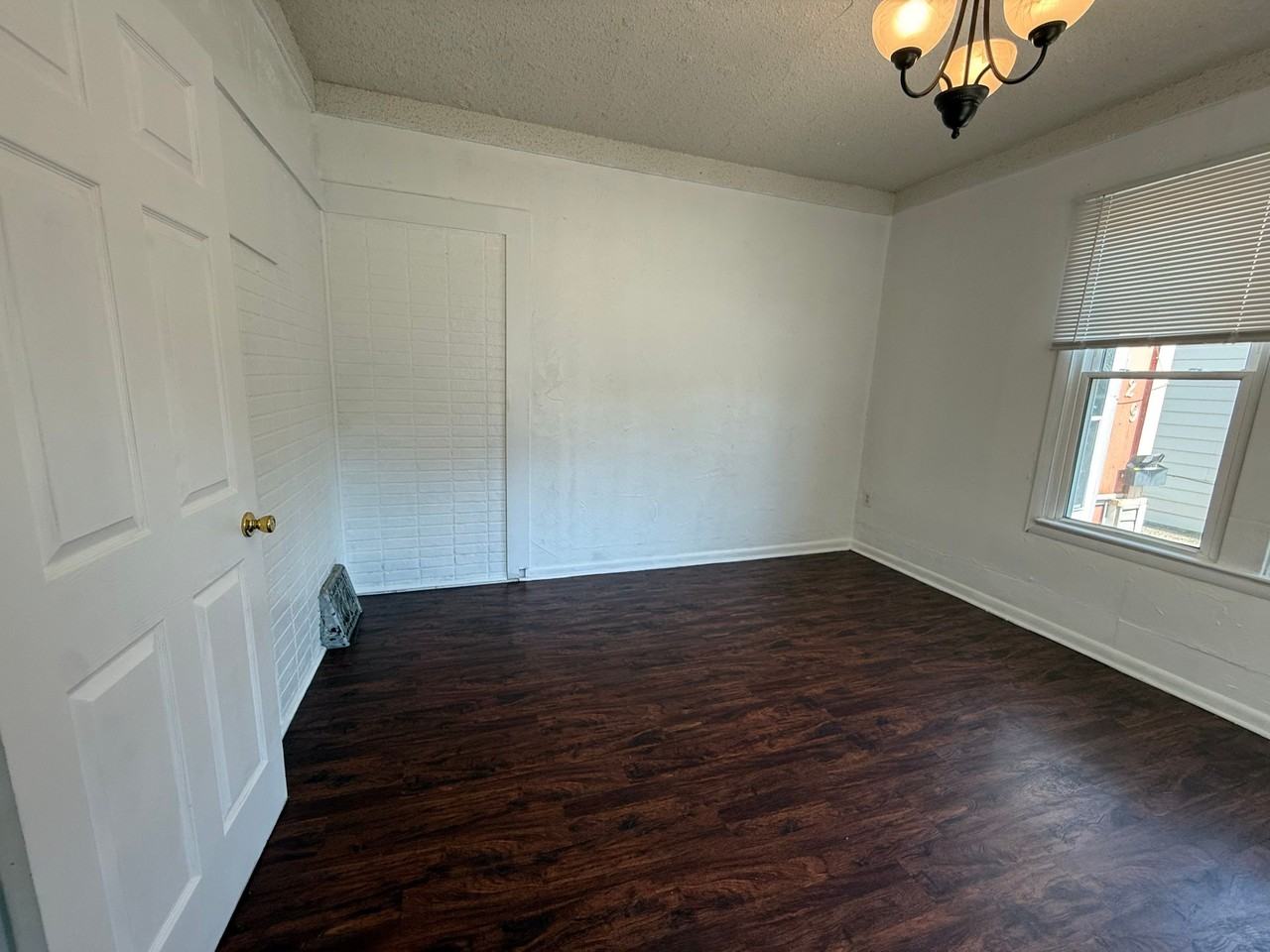 131 Broadwater Ave #1 - Photo 7 of 10