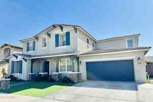 featured image of 22819 E Desert Hills Dr