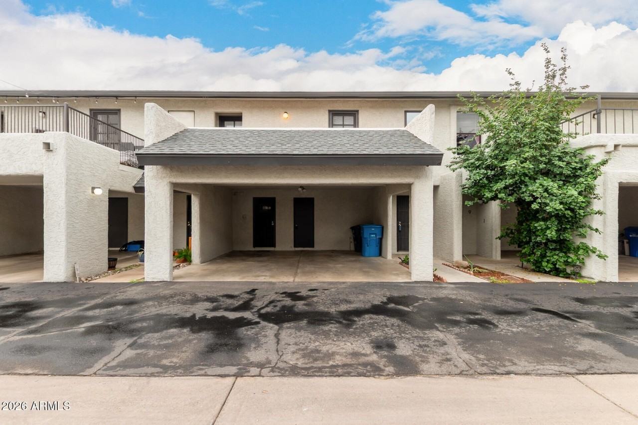 3136 N 38th St Unit 10 - Photo 6 of 34