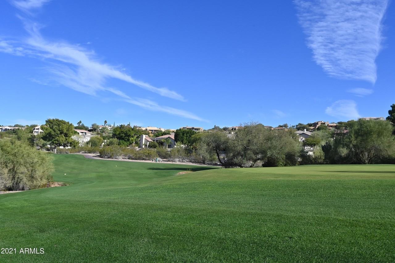 1310 E Sheena Dr - Photo 2 of 35