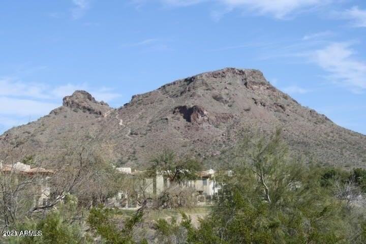 1310 E Sheena Dr - Photo 3 of 35