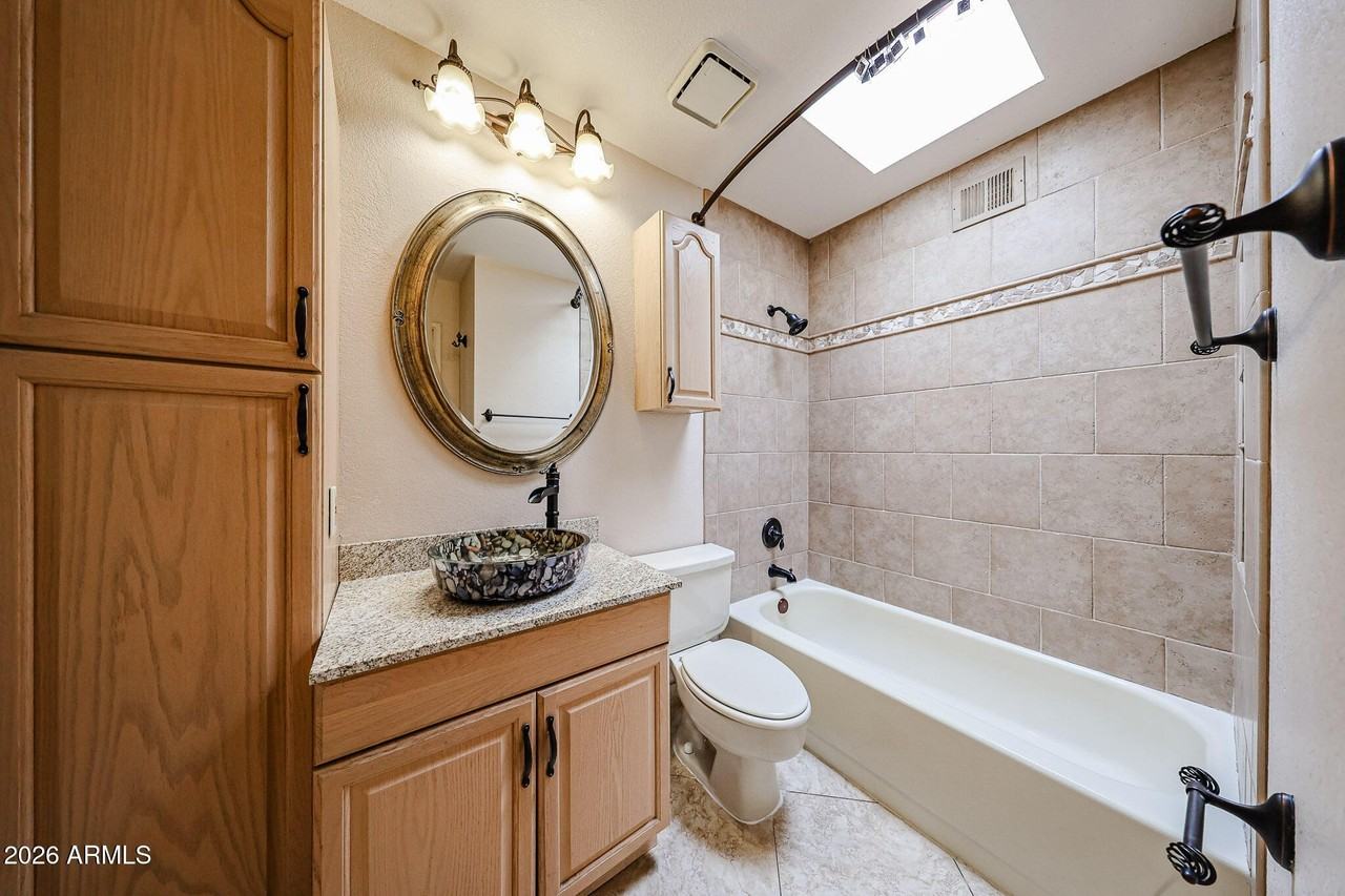 14468 N Sherwood Dr Apt B - Photo 6 of 32