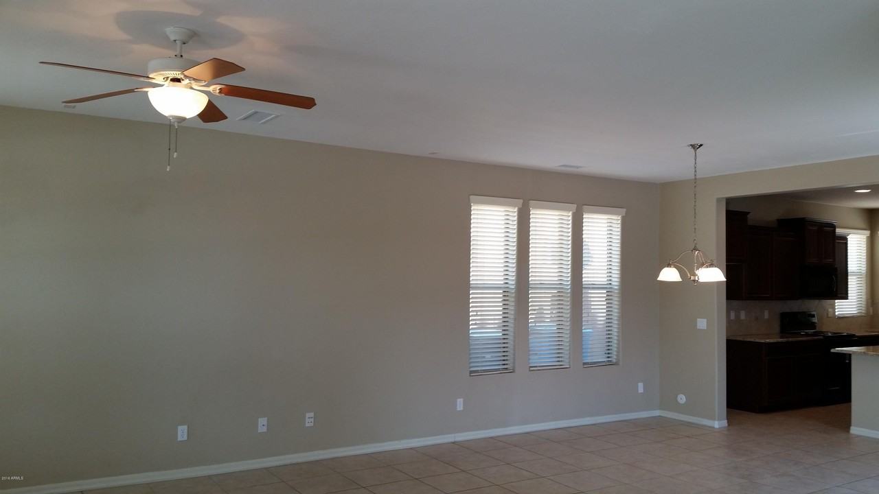 5627 W Huntington Dr - Photo 6 of 31