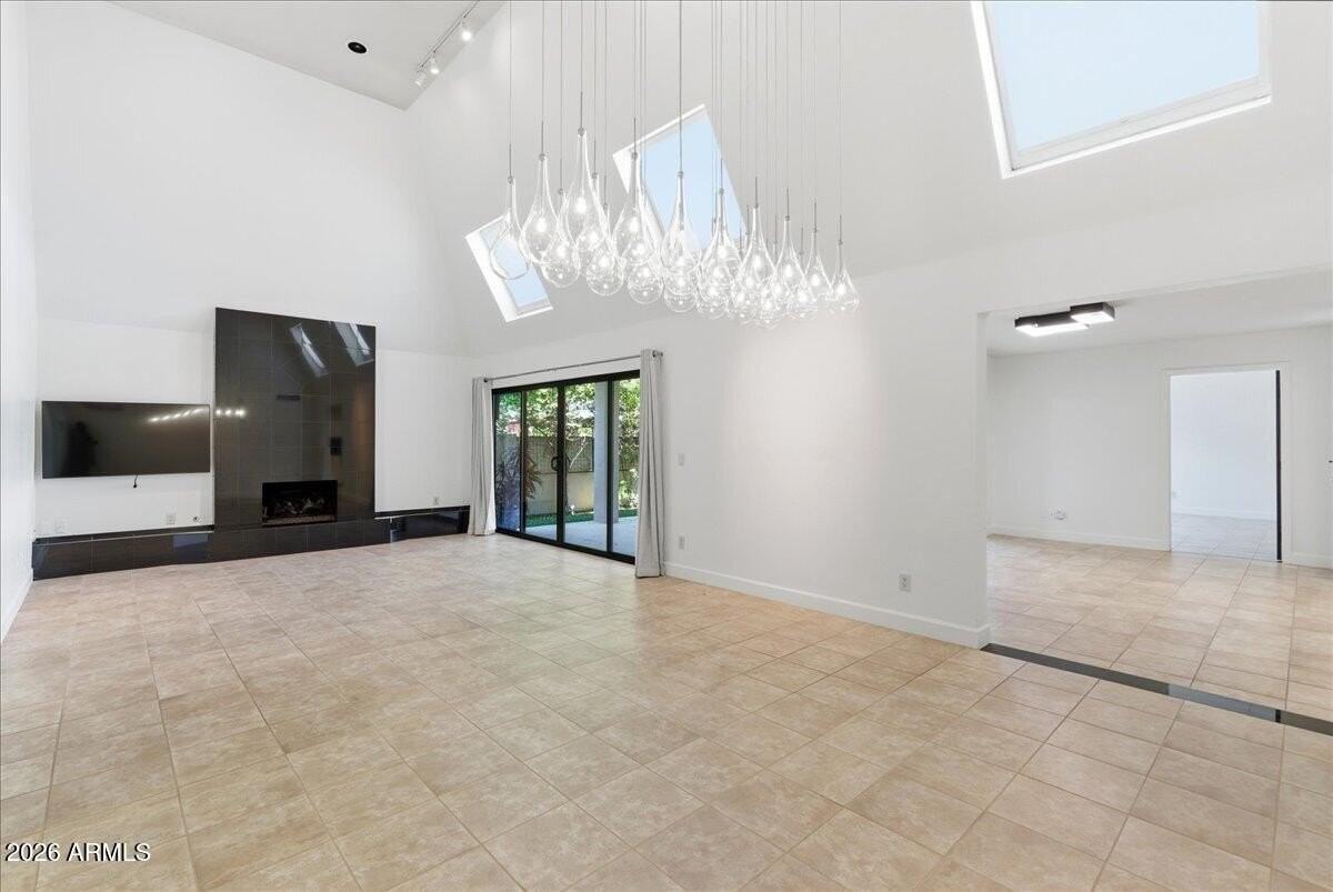 5309 N 24th Pl - Photo 7 of 36