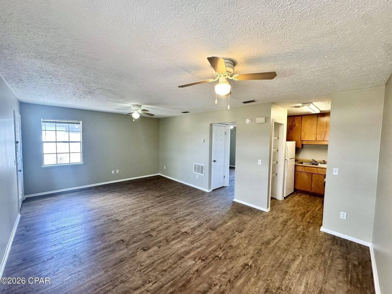 7718 E Highway 22 Apt C - Photo 5 of 25