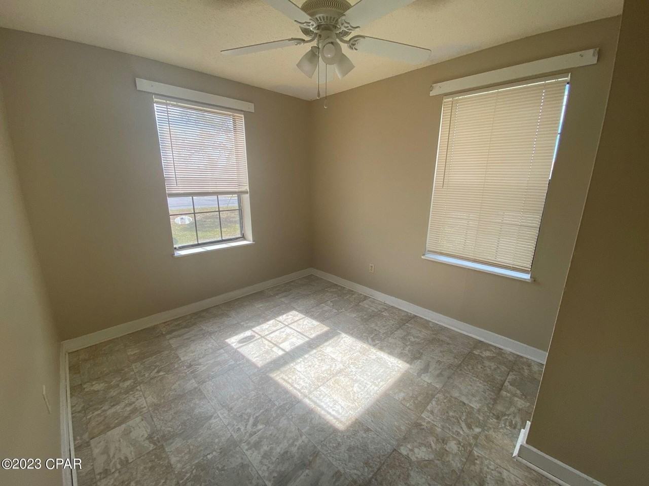 619 E 13th St - Photo 2 of 8