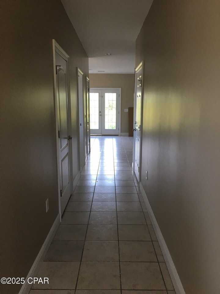 407 Judy Pl - Photo 3 of 15