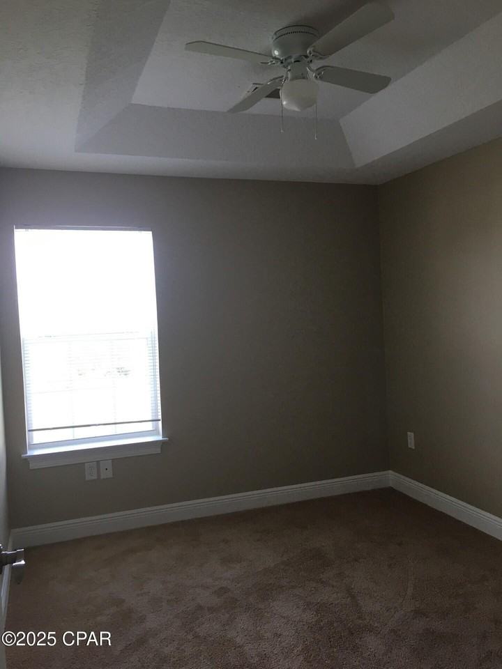 407 Judy Pl - Photo 7 of 15