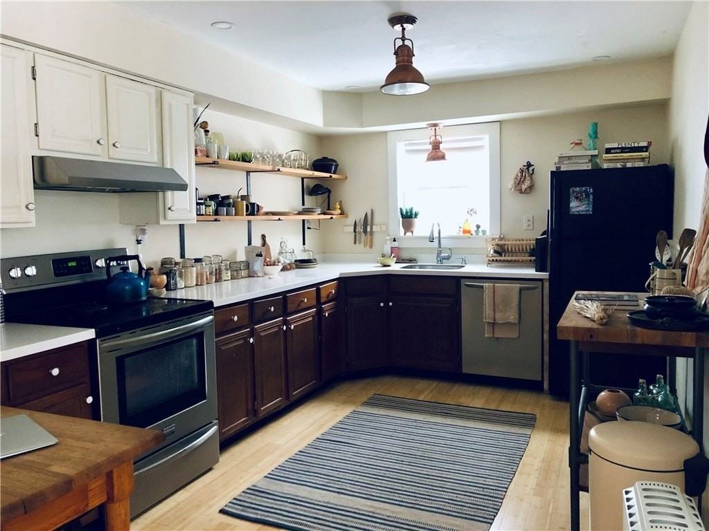 511 Main St - Photo 3 of 14