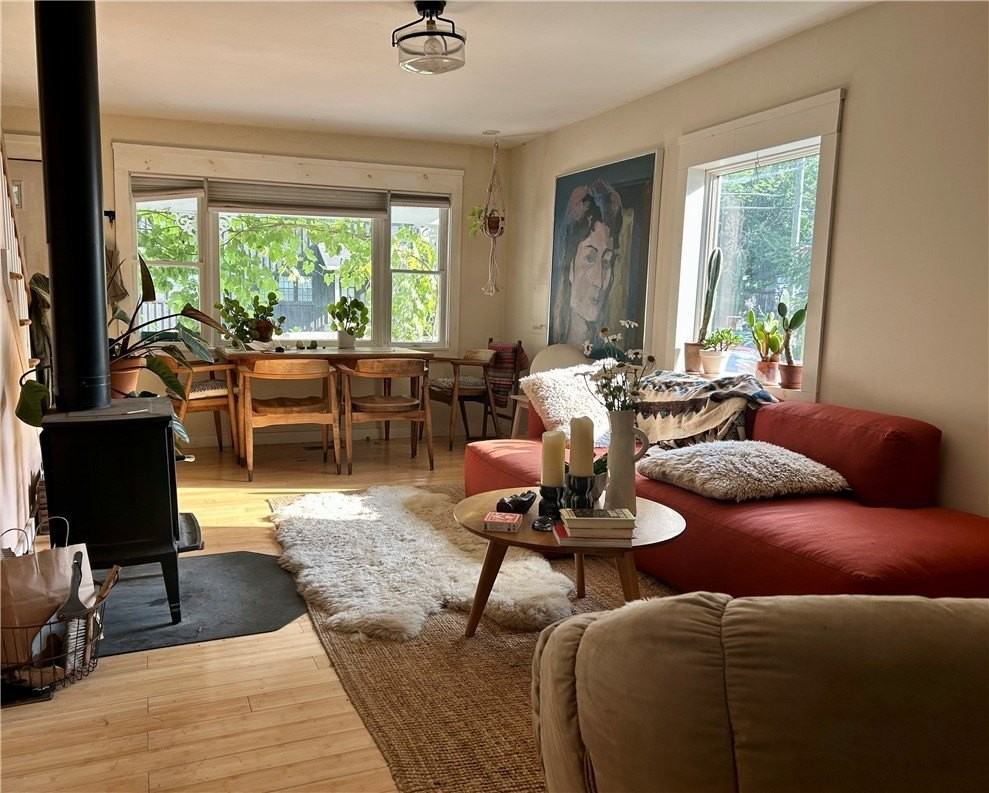 511 Main St - Photo 4 of 14