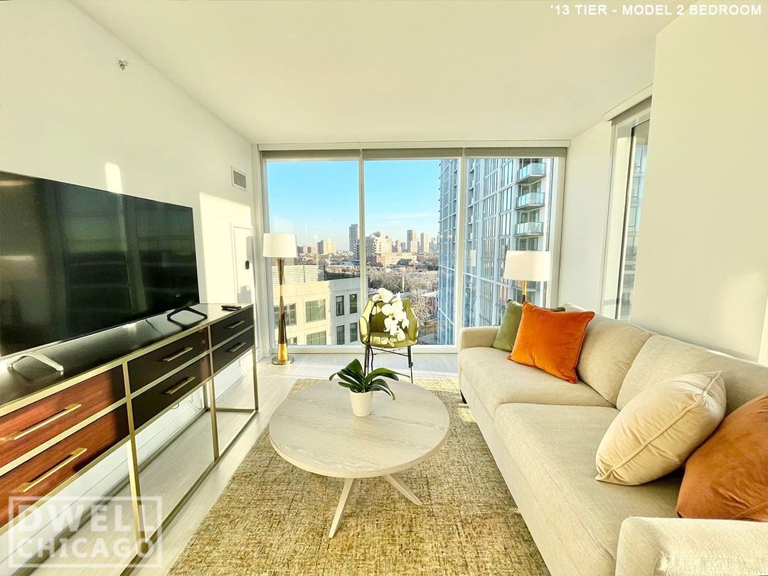 W Webster Ave & N Burling St #713 - Photo 3 of 16