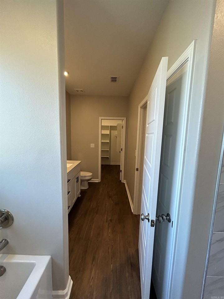 121 Stonebriar Dr - Photo 7 of 15