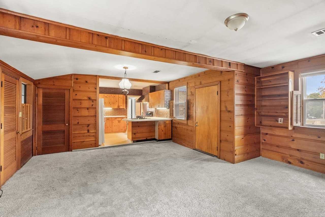 3417 N Cedar St - Photo 6 of 49