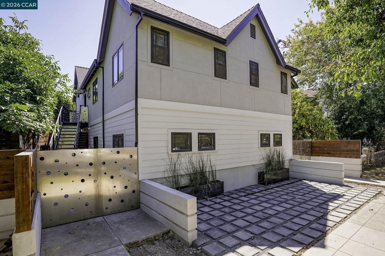 1017 47th St Unit C - Photo 2 of 11