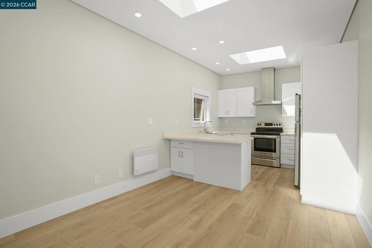 1017 47th St Unit C - Photo 5 of 11