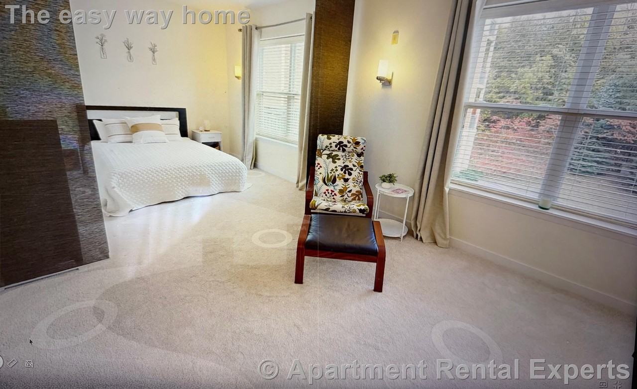 30 Mill St - Photo 4 of 16