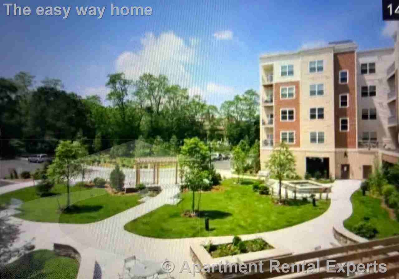 30 Mill St - Photo 6 of 16