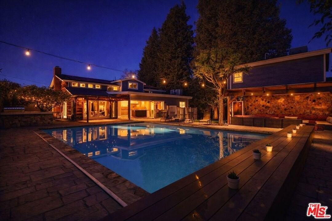 4744 Haskell Ave - Photo 3 of 50