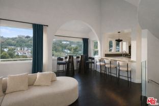 8810 Hollywood Blvd - Photo 1 of 1