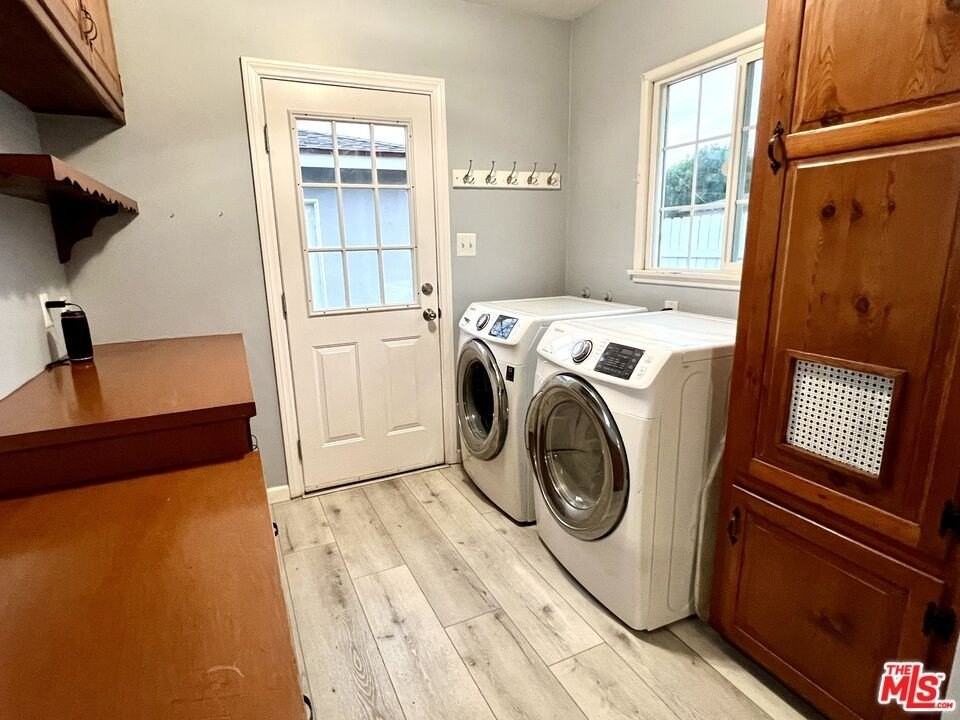 2903 W Carson St - Photo 3 of 12