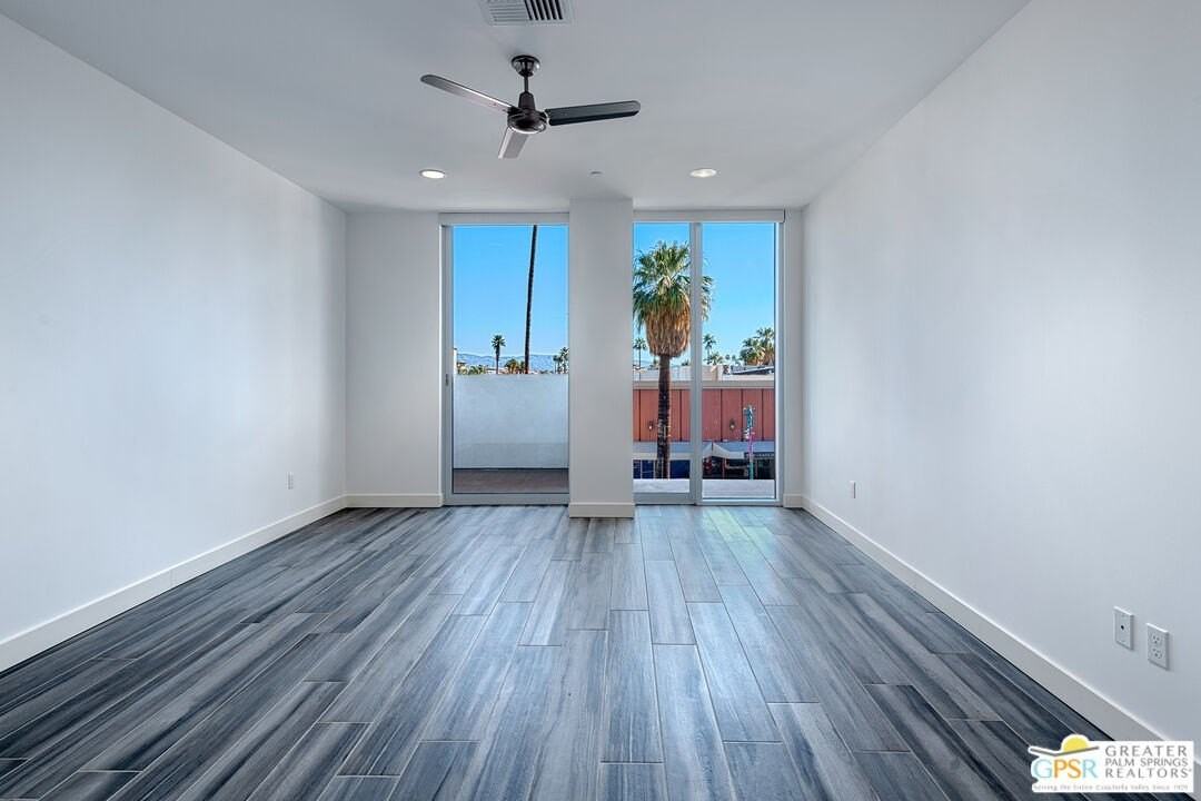 175 N Palm Canyon Dr Unit 215 - Photo 6 of 9