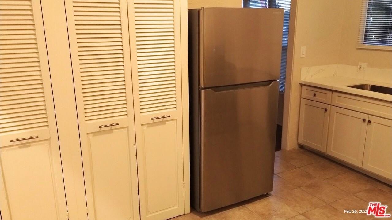 6133 Cashio St Unit 1/2 - Photo 5 of 16