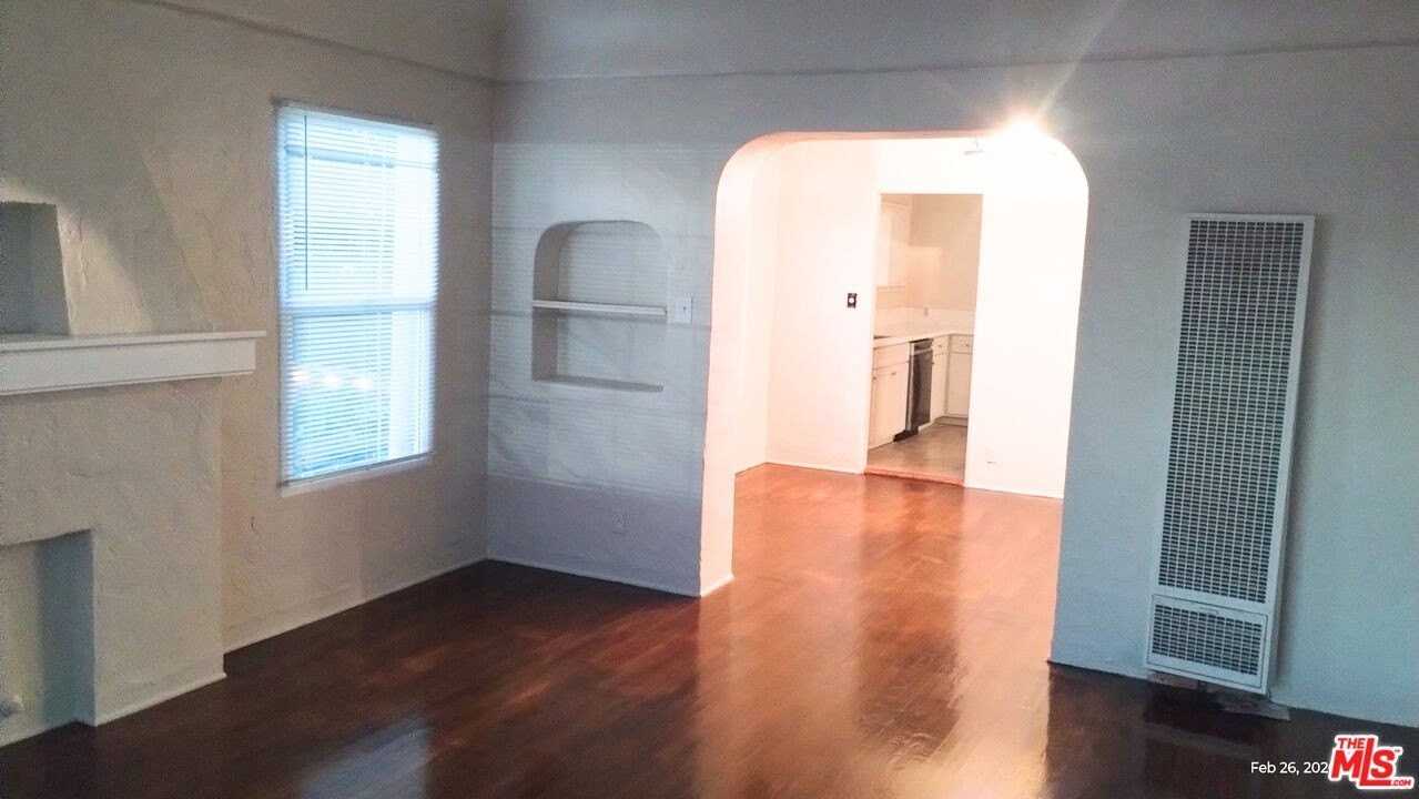 6133 Cashio St Unit 1/2 - Photo 6 of 16