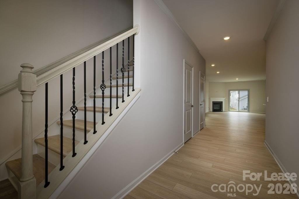 1709 Heron Ct - Photo 3 of 29