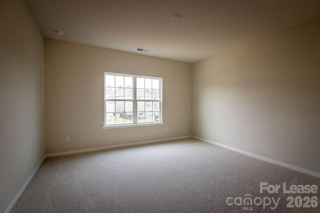 1709 Heron Ct - Photo 7 of 29