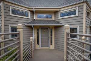 featured image of 14623 Waterside Dr