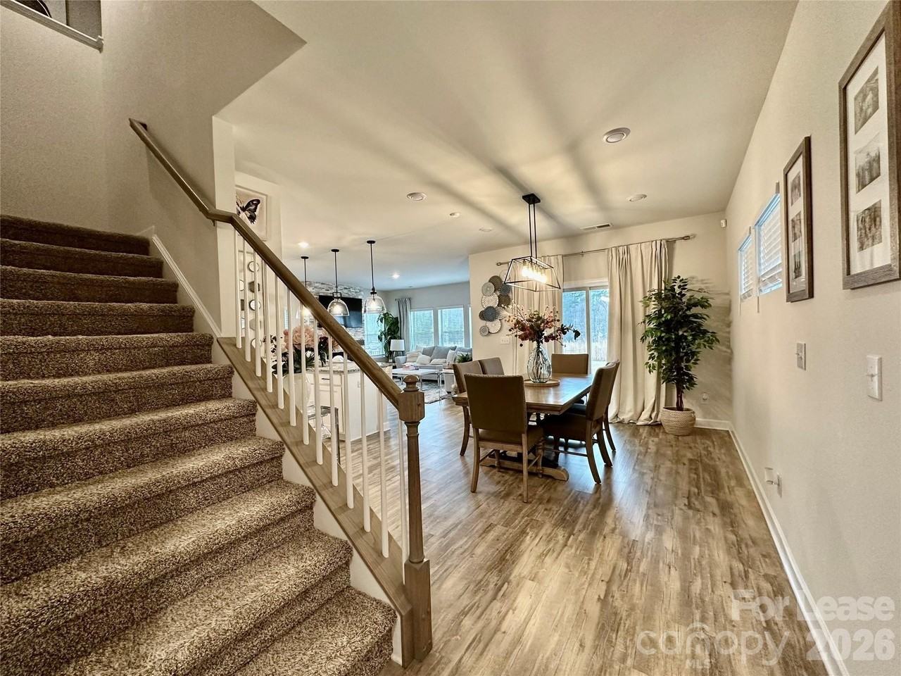 6212 Hailstone Rd - Photo 5 of 42