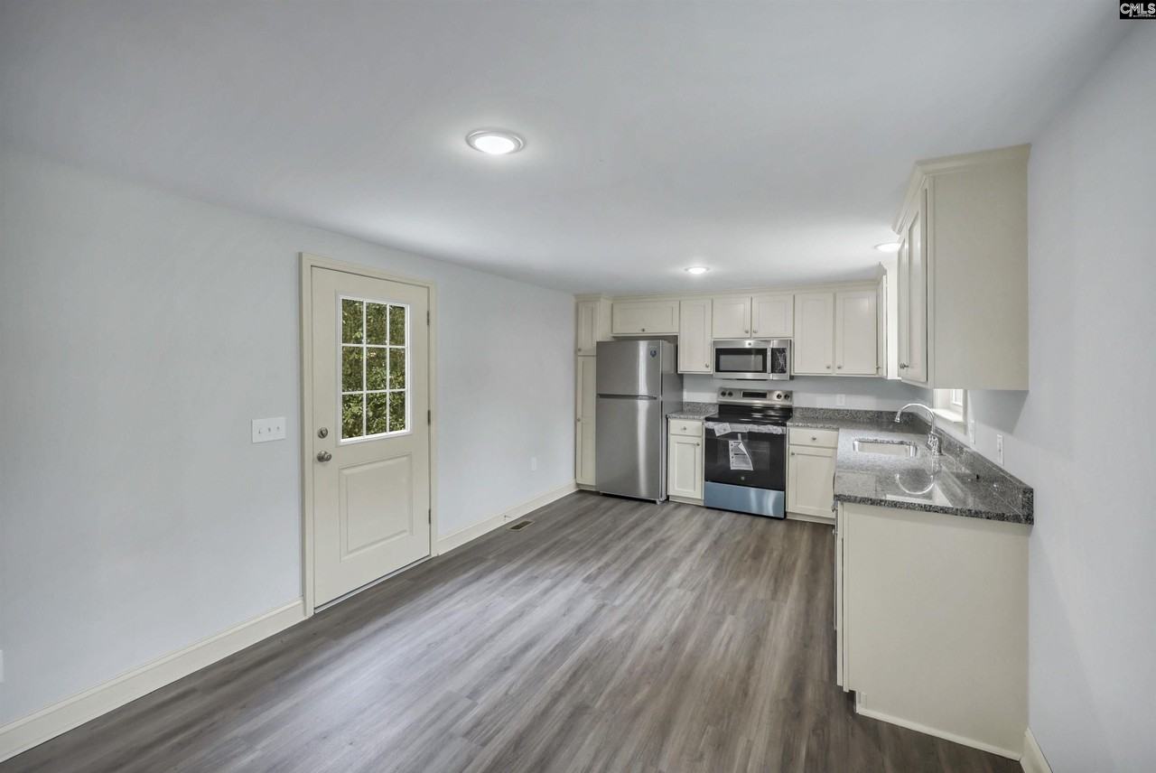 152 Robin Rd - Photo 7 of 27