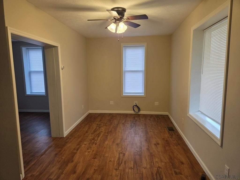 559 N Dominion Dr - Photo 2 of 11