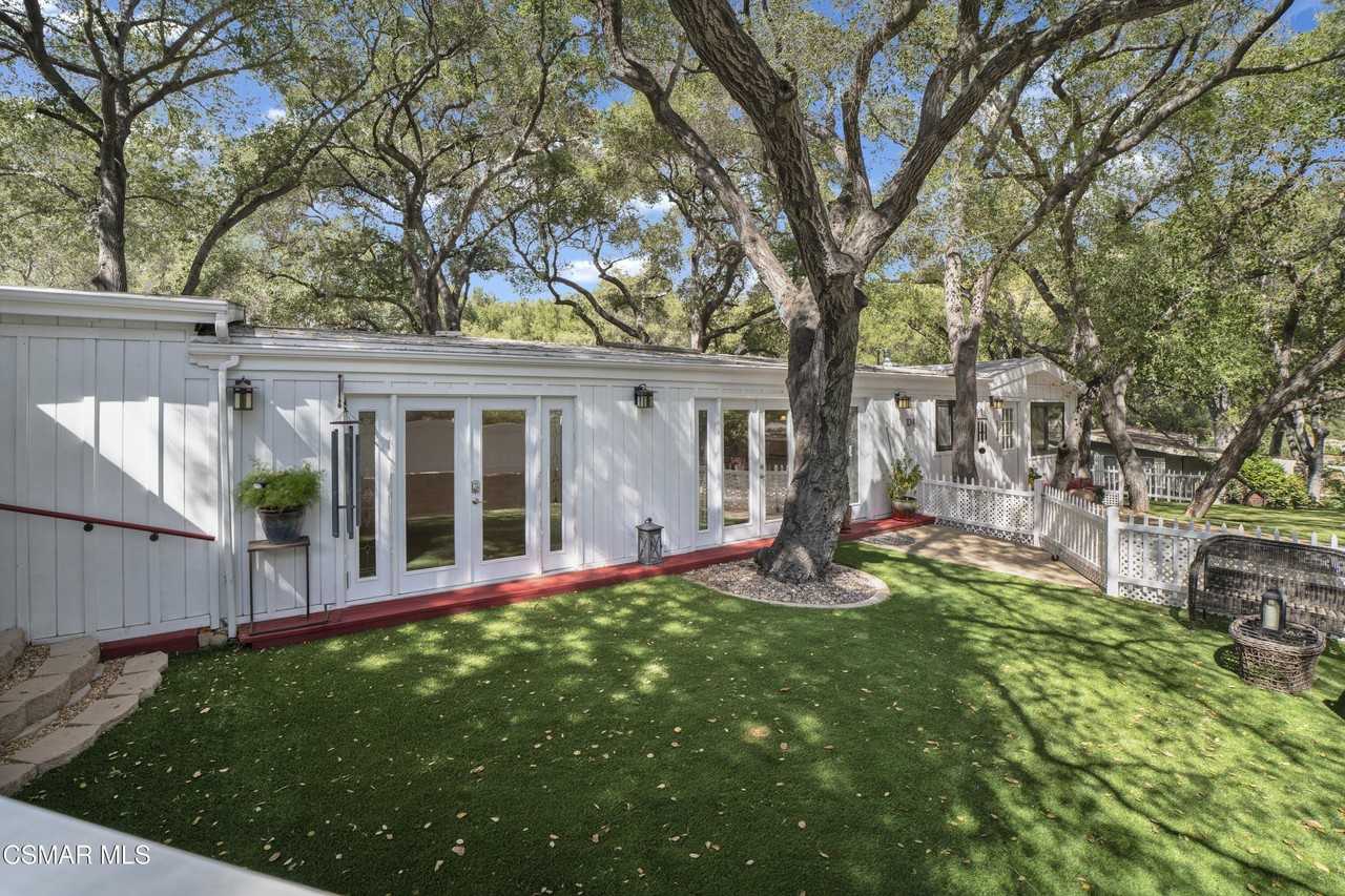 124 Merry Oak Ln - Photo 2 of 33