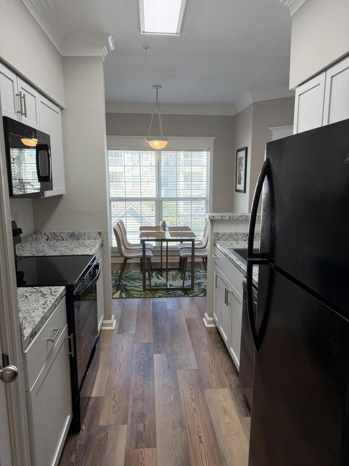 700 Daniel Ellis Dr Apt 2203 - Photo 5 of 27