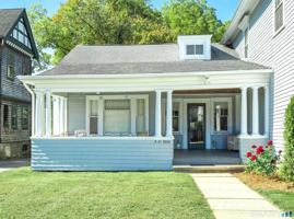 featured image of 2233 Main St