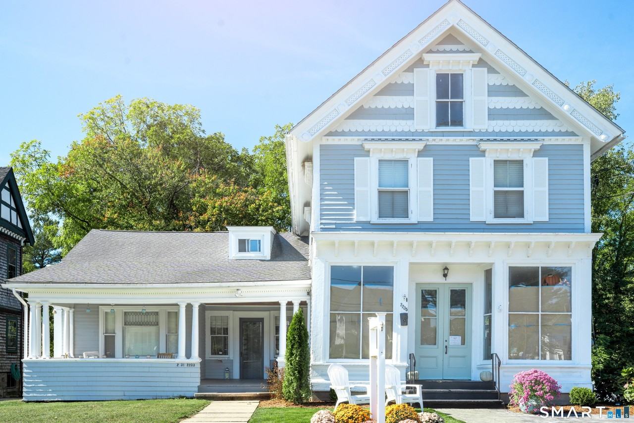 2233 Main St - Photo 2 of 7