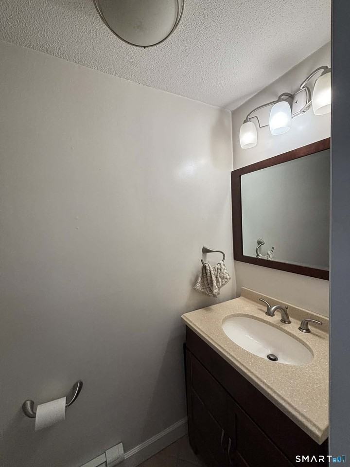 861 S Main St Apt 25 - Photo 6 of 13