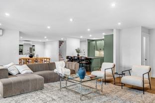 935 Washington St - Photo 1 of 1