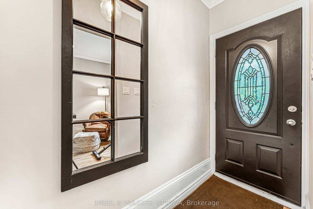 293 York St - Photo 3 of 22