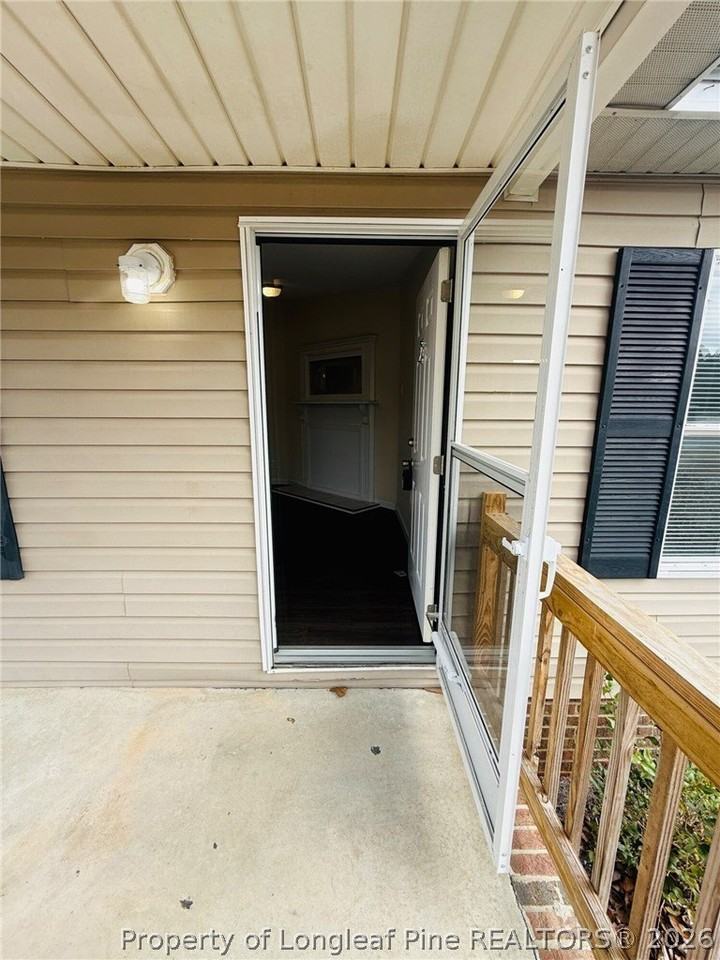 37 Jefferson Ln - Photo 2 of 18