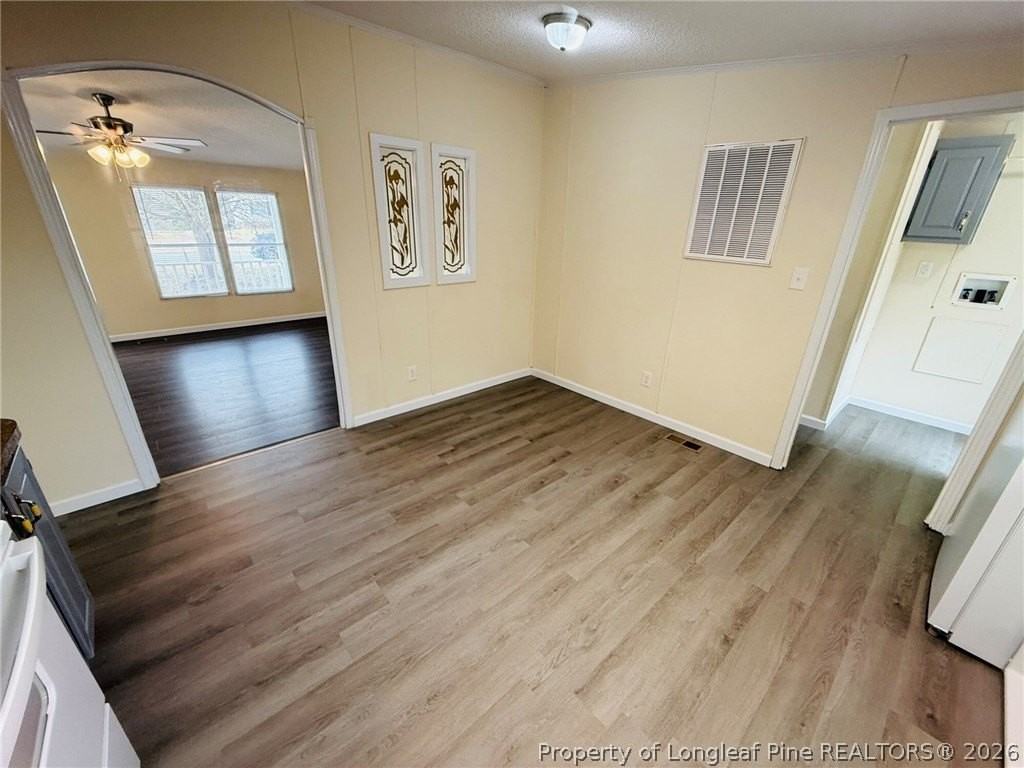 37 Jefferson Ln - Photo 3 of 18