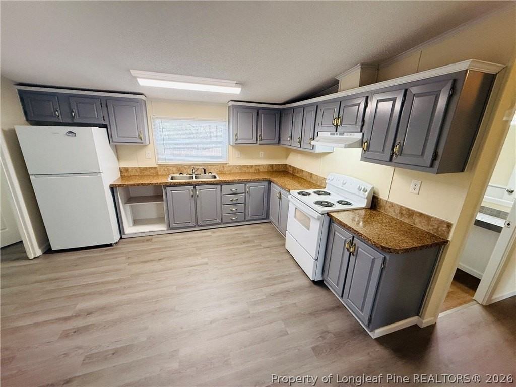 37 Jefferson Ln - Photo 7 of 18