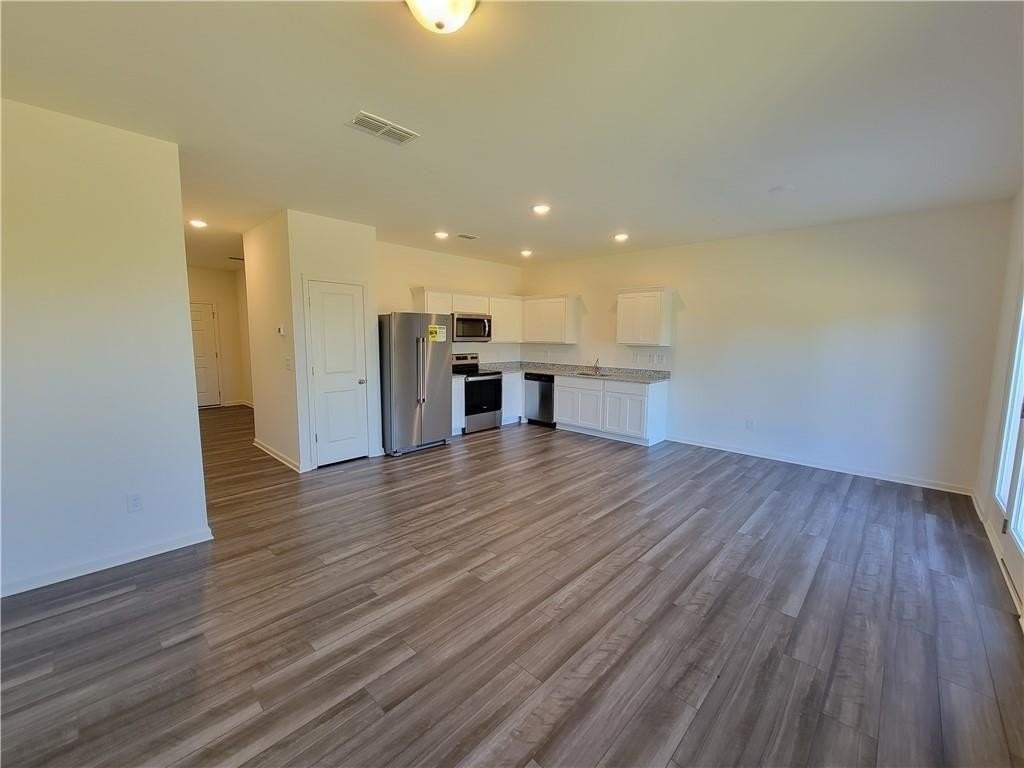 209 Swindon Dr - Photo 5 of 28