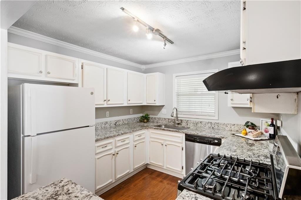 304 Natchez Trce - Photo 6 of 17