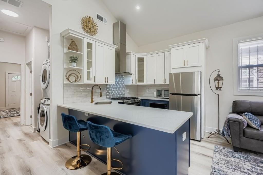 18 Booker St Nw - Photo 5 of 12