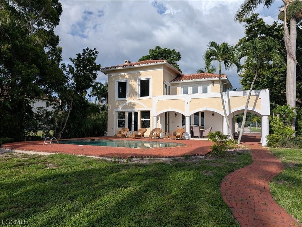 2878 Valencia Way - Photo 6 of 35