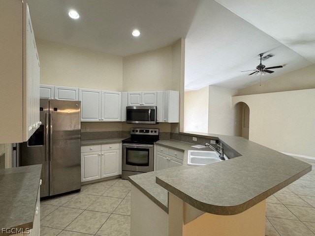 2733 Sw 11th Pl - Photo 4 of 14