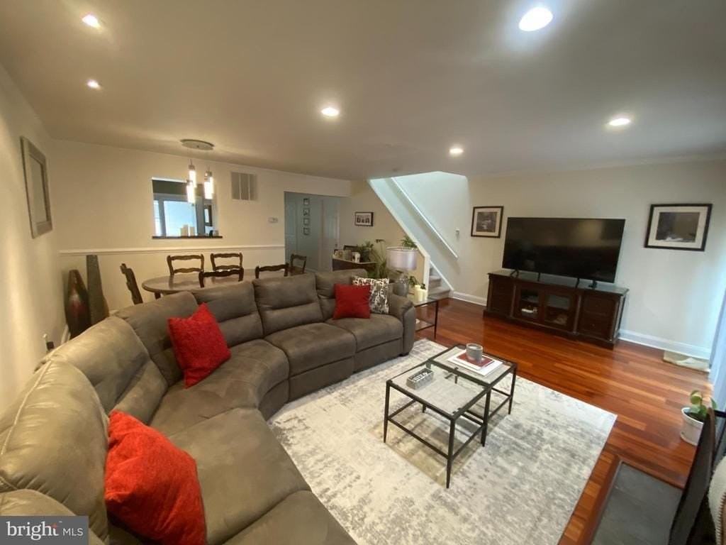 2104 Seneca Run - Photo 5 of 14